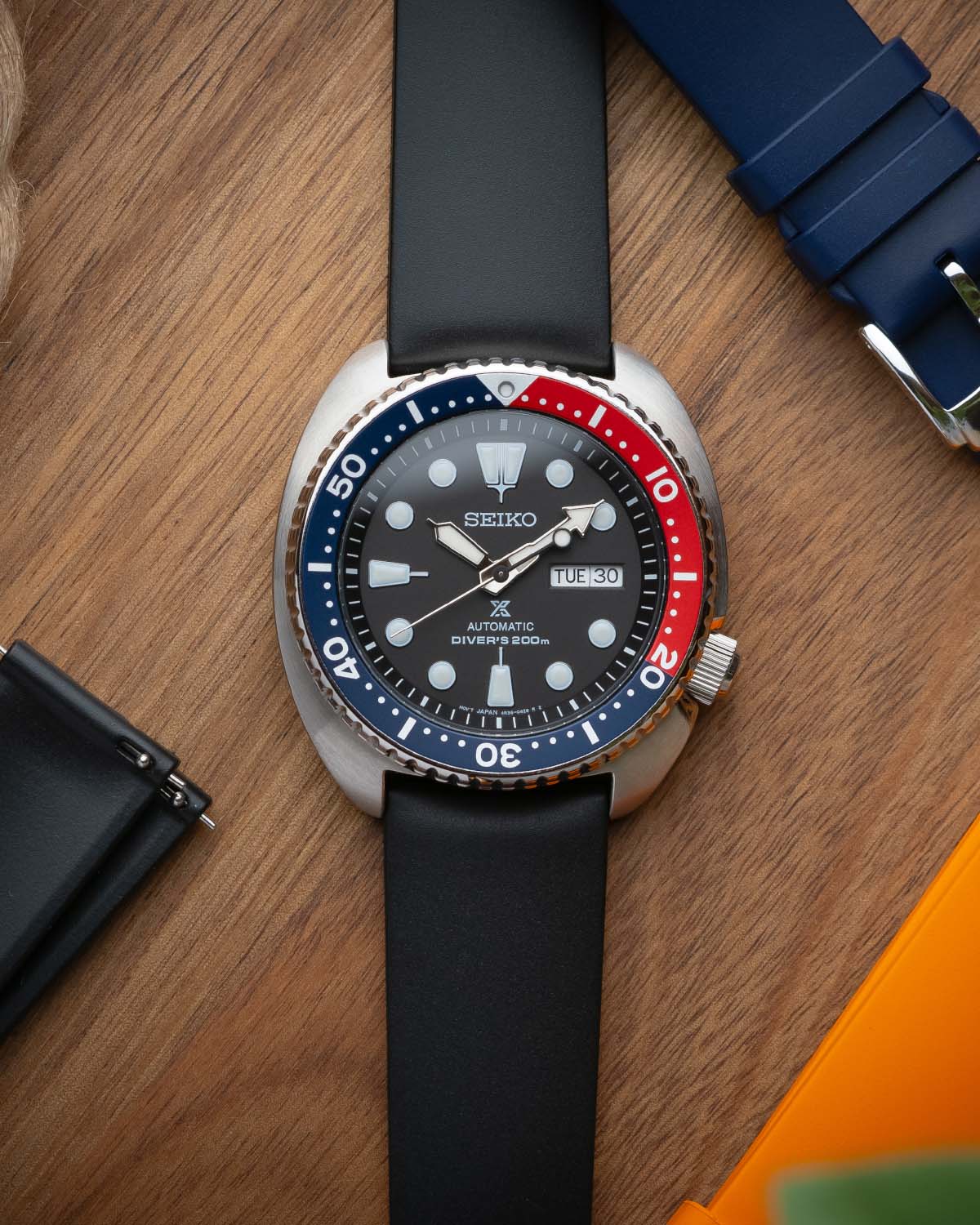 Hirsch PURE Natural Rubber Strap - Black